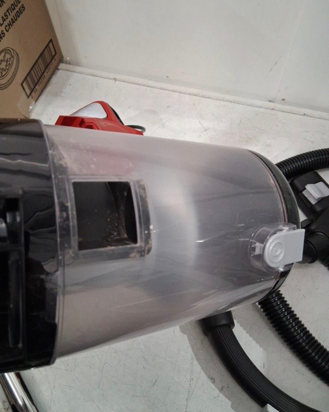 Bissell Zing II Canister Vacuum - photo 4