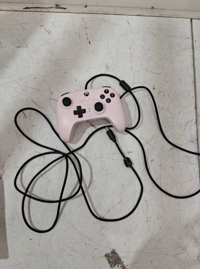 8bitdo Xbox Controller - photo 2