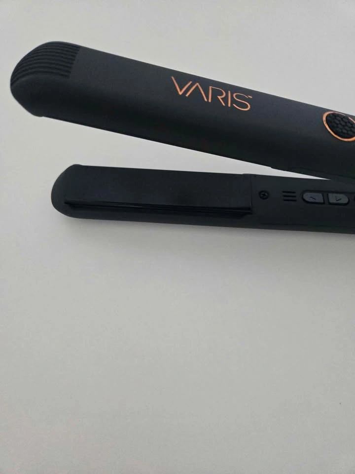 Straightening Iron (In box - Never used) - photo 3