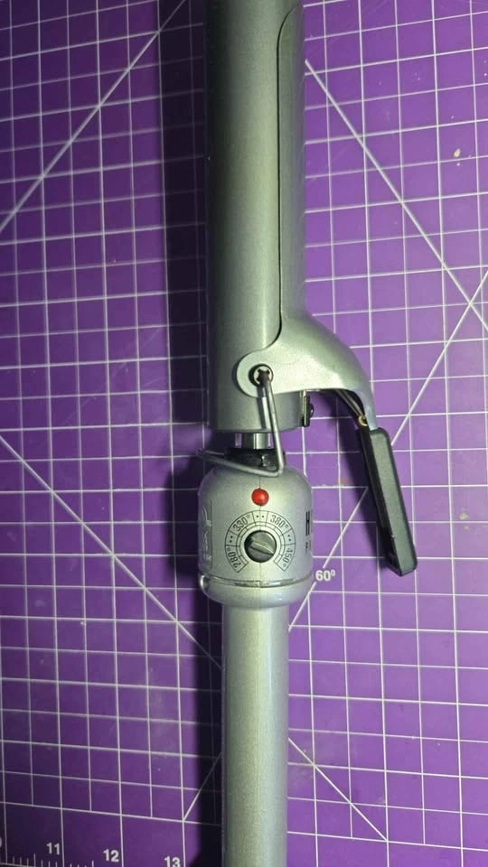 Curling Iron - photo 2