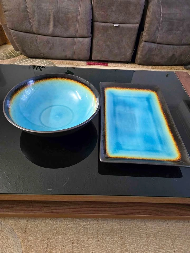 2 piece serving dishes