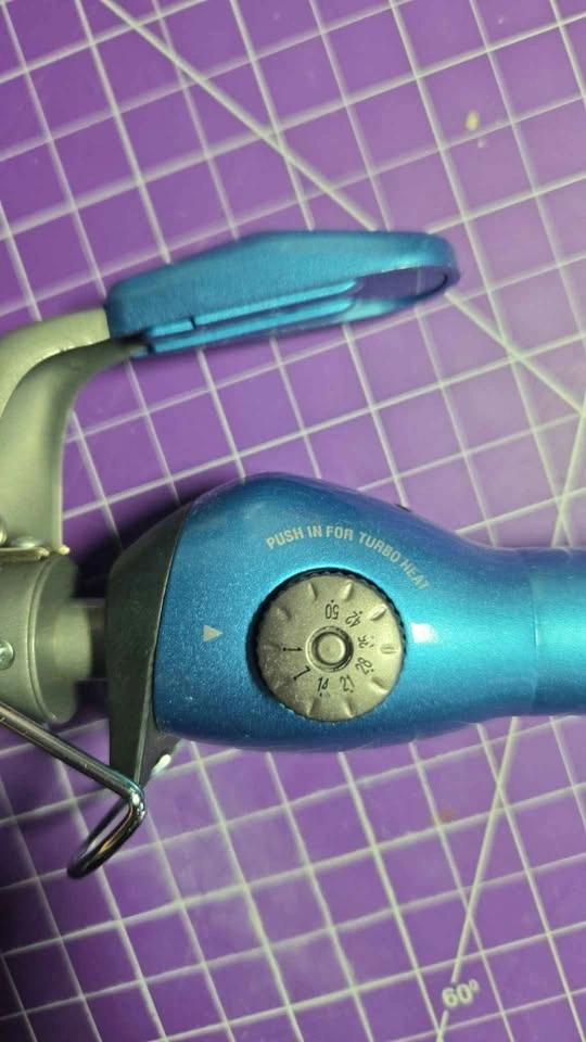 Curling Iron - photo 2