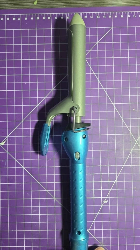 Curling Iron - photo 3