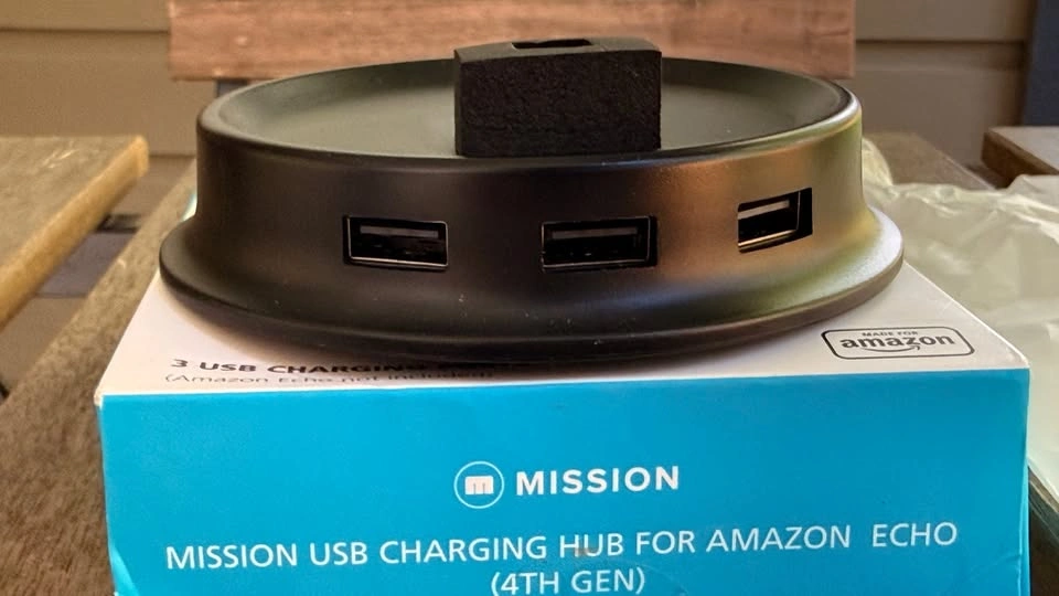 Mission USB Charging Hub for Amazon Echo (4th Gen) – Brand New B - photo 4