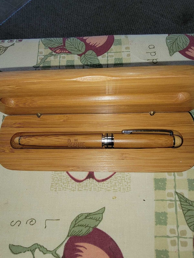 The Beatles Bamboo Pen - photo 2
