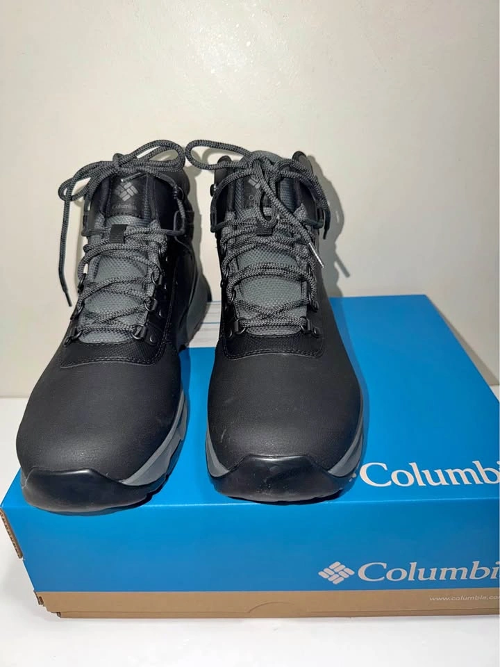 New Columbia Men Waterproof Boots - Size 10.5 & 12