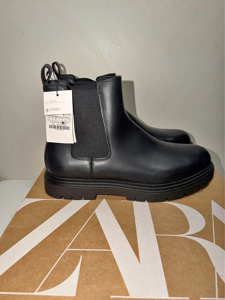 New Zara Men Chelsea Boots. Size 11 & 12 US. Firm price.