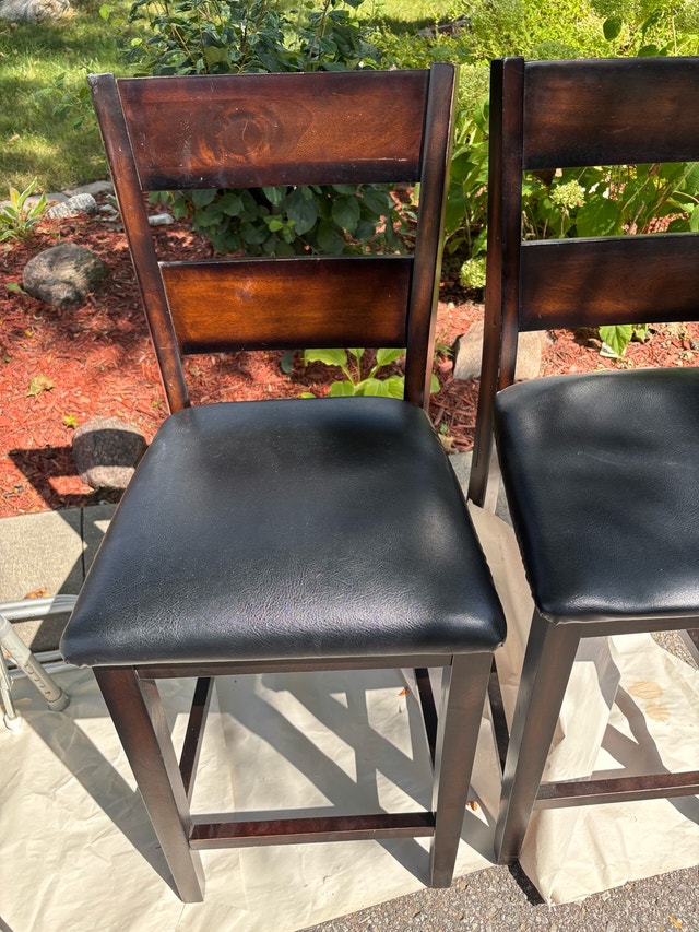 Bar Stools/dining chairs, qty 4 - photo 2