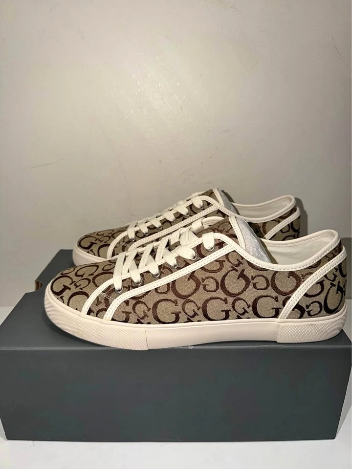 New GUESS Men Monogram Sneakers - Sizes 9-12