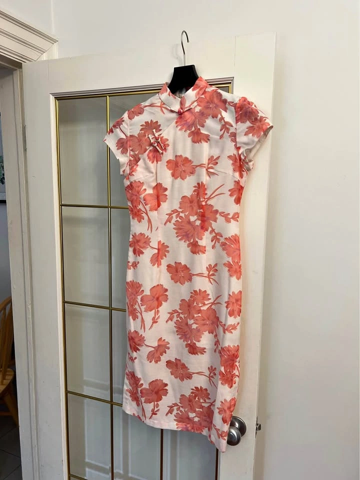 Chinese cheongsam dress