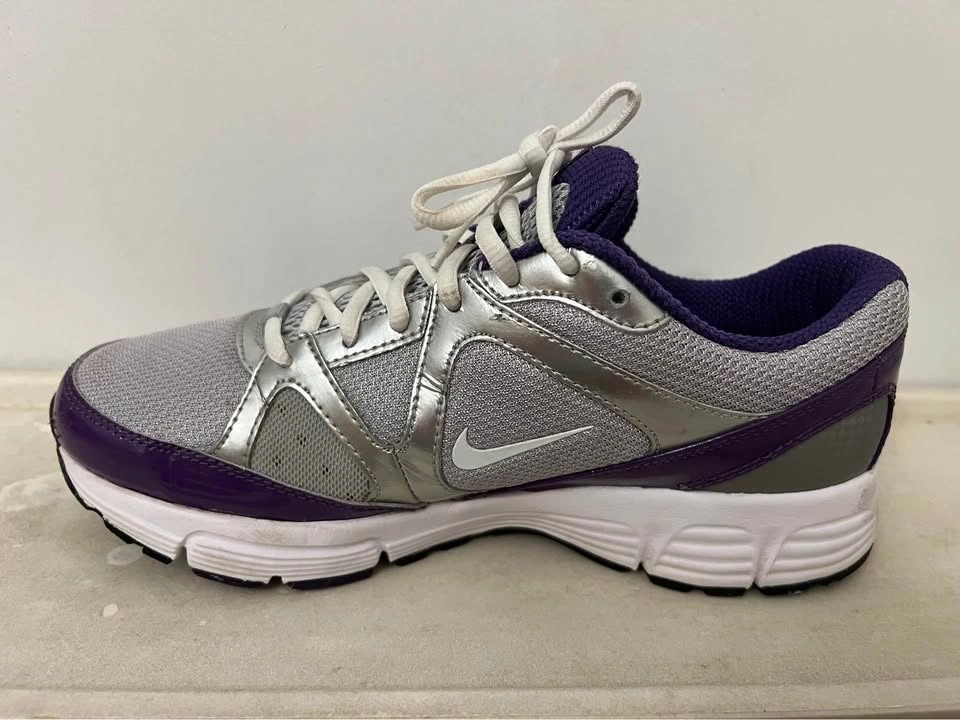 Nike air max for women size 8 - photo 2