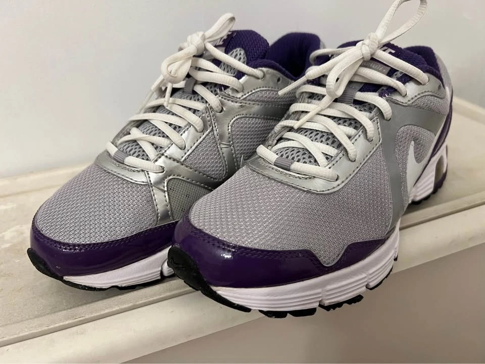 Nike air max for women size 8 - photo 3