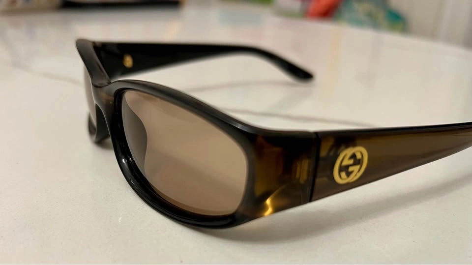 Gucci Sunglasses - photo 2