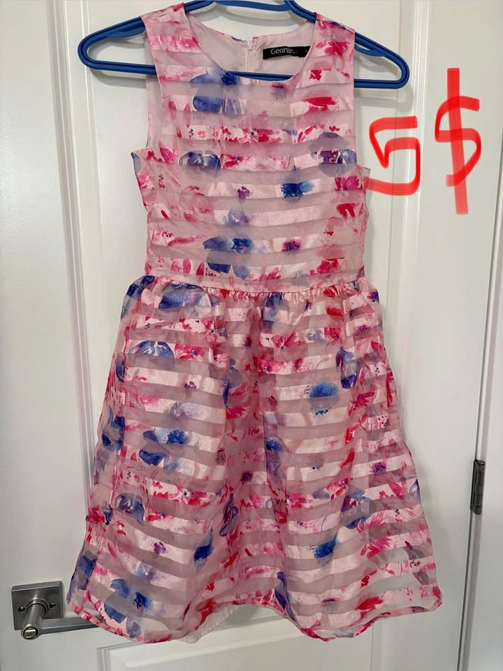 Kids clothes