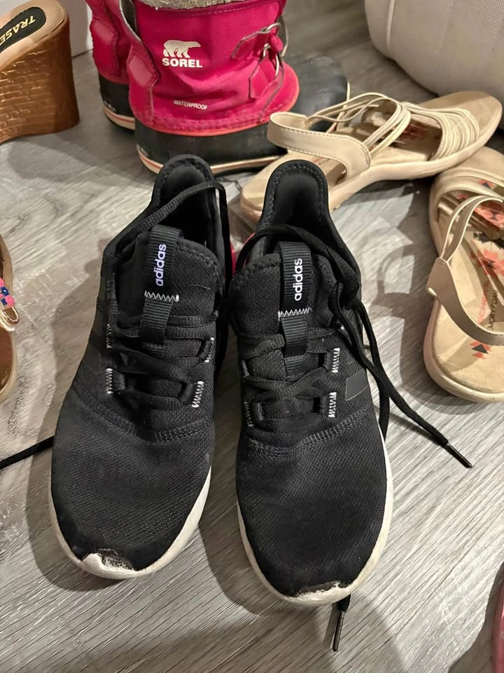 Women’s shoes