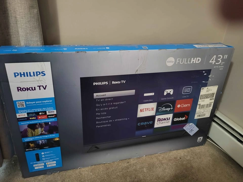 Roku tv/43" brand new never opened - photo 2