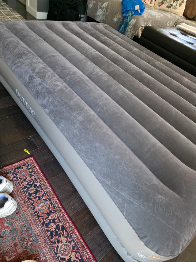 Air Mattresses for Sale - photo 4