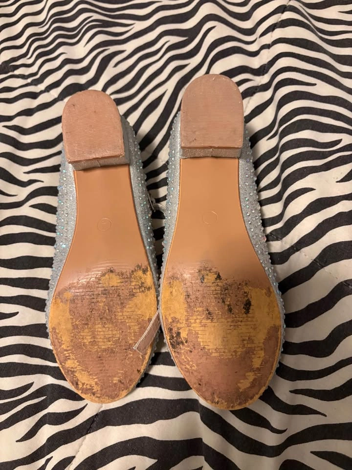 Girls party shoes Size 4 - photo 4