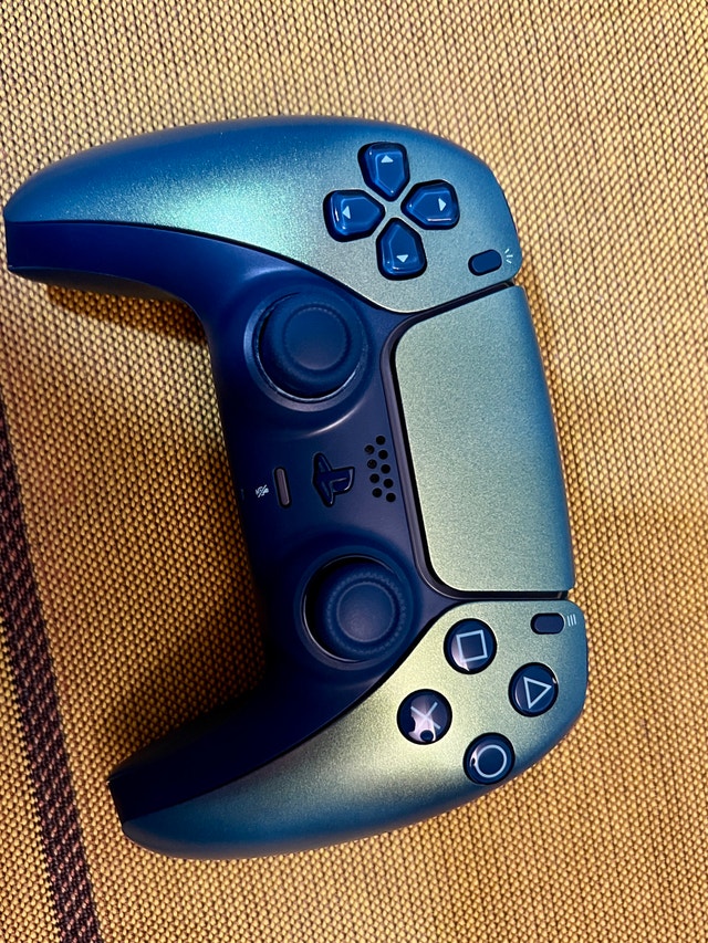 PS5 DualSense Wireless Controller – Chroma Teal | Like New - photo 2