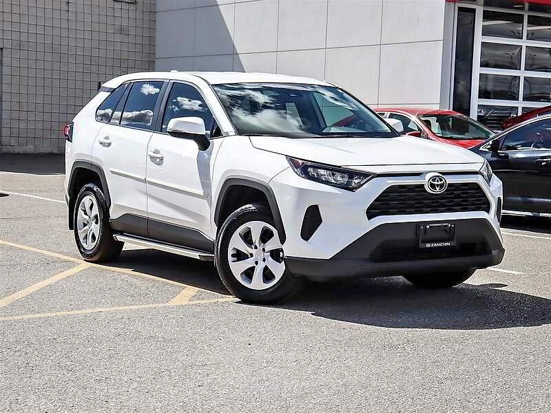 2025 Toyota RAV4 LE