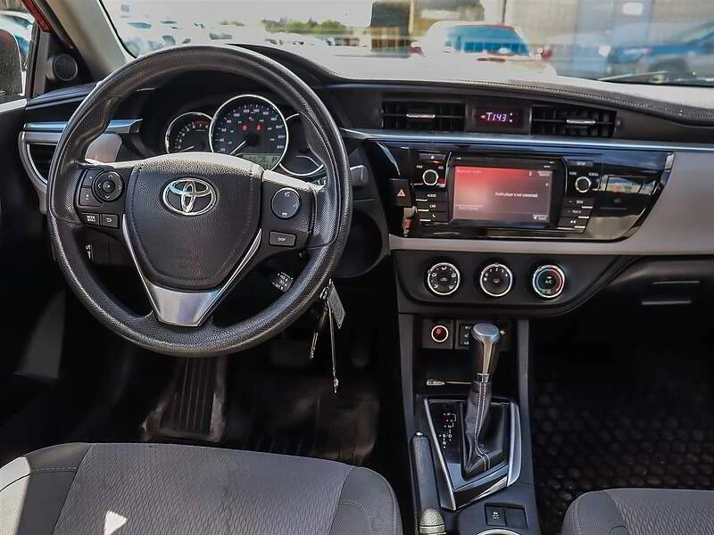2015 Toyota Corolla LE - photo 5