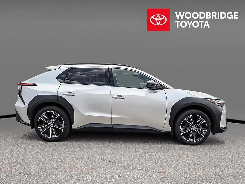 2023 Toyota bZ4X XLE AWD - photo 3