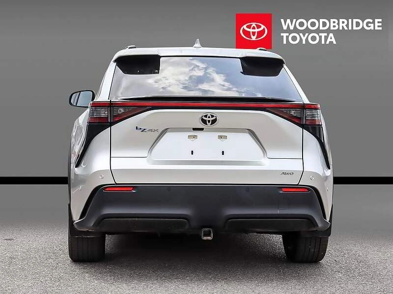 2023 Toyota bZ4X XLE AWD - photo 4