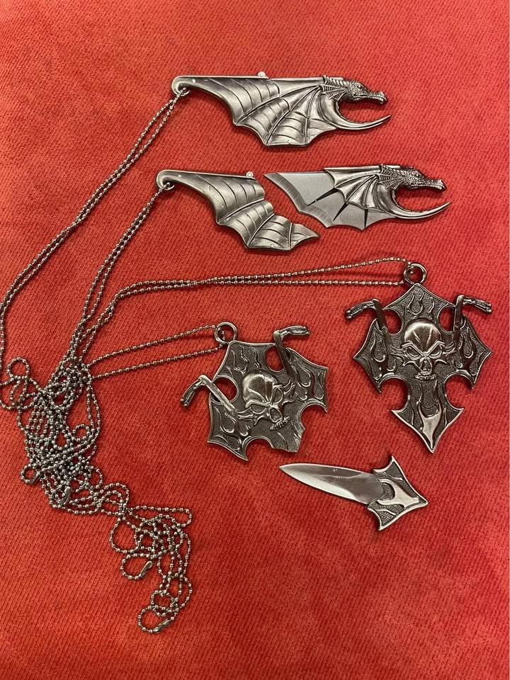 Gothic Skull and Dragon Hidden Blade Necklaces - photo 2