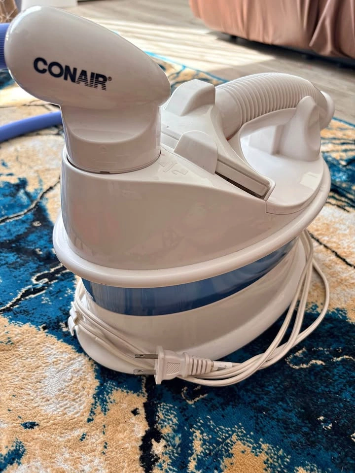 Conair Compact Garment Steamer GS08WDC
