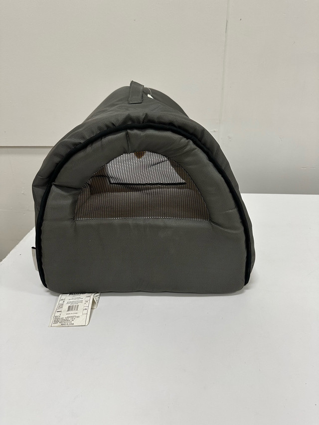 KONG Cat Bed with Toy – Soft & Durable - photo 3