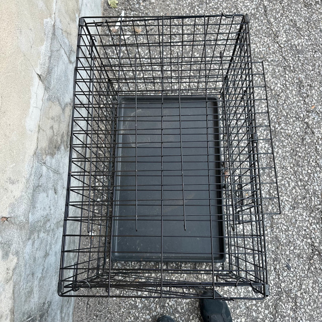 Foldable Metal Dog Crate - Medium Size - photo 3