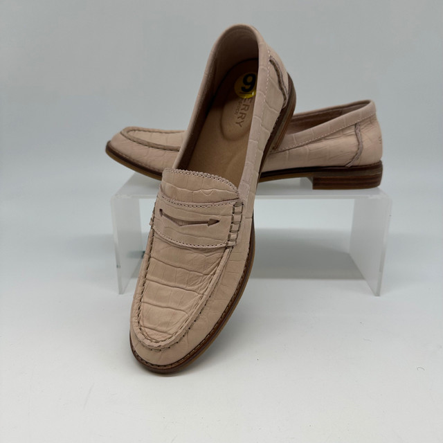 Sperry Croc-Embossed Leather Loafers – Size 9 (New)