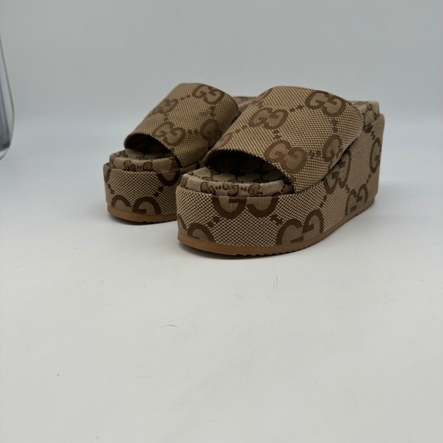 Gucci Monogram Jumbo GG Angelina Wedge Sandals 39 - photo 4