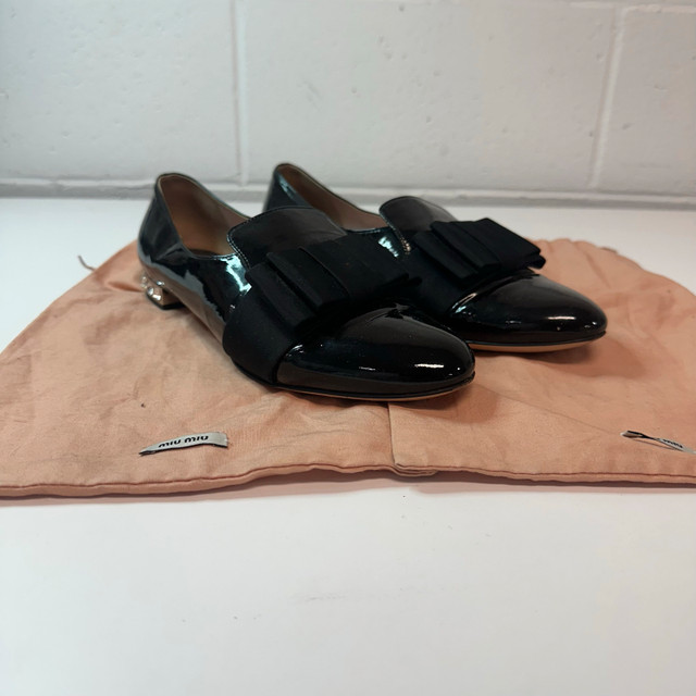 Miu Miu Black Patent Leather Bow Flats - Size 7