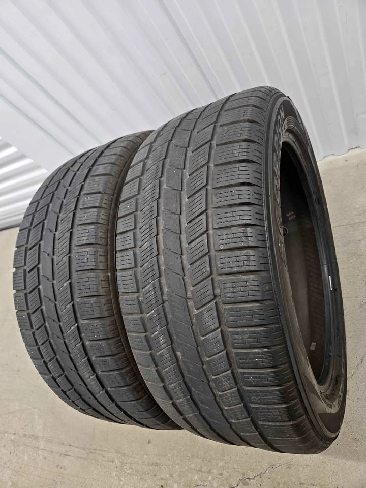 Pirelli Ice & Snow Winter Tires 275/45R20