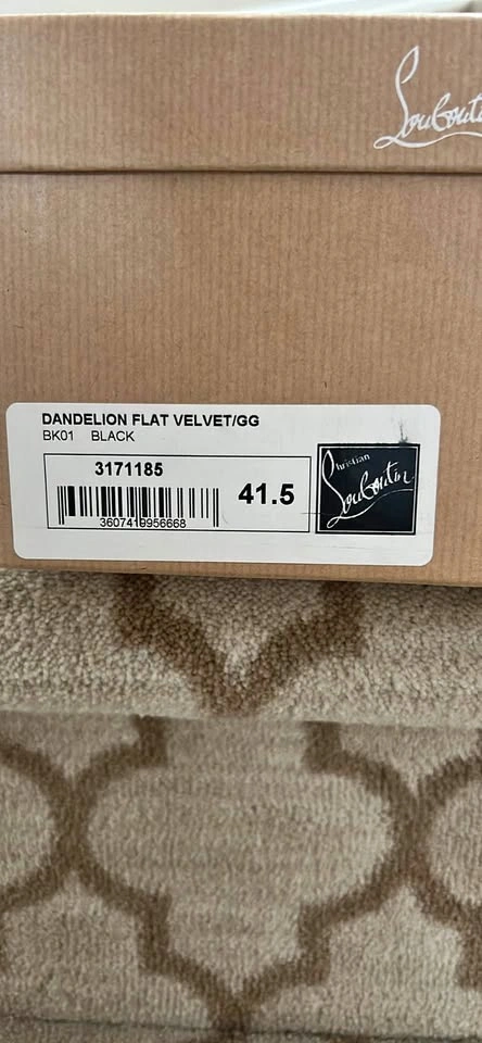 Christian Louboutin Dandelion Velvet Loafers Black 41.5