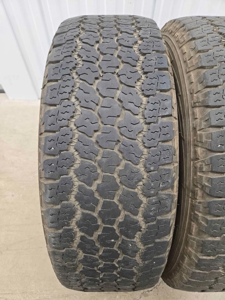 Goodyear Wrangler Tires 255/70R17 - photo 4