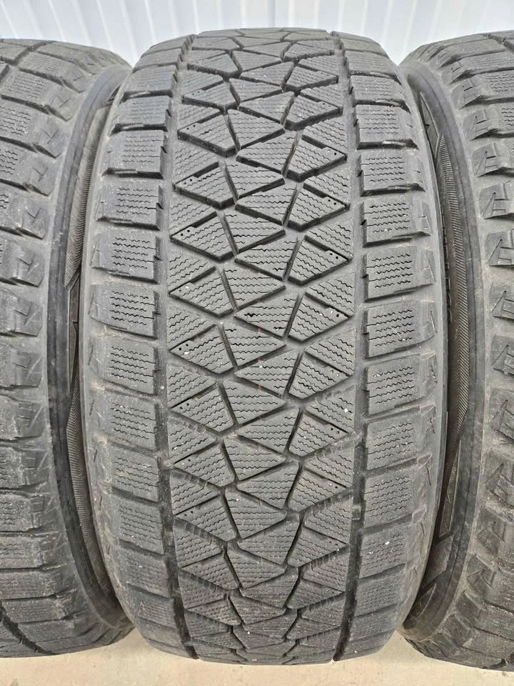 Bridgestone Blizzak Winter Tires 235/50R18 - photo 5