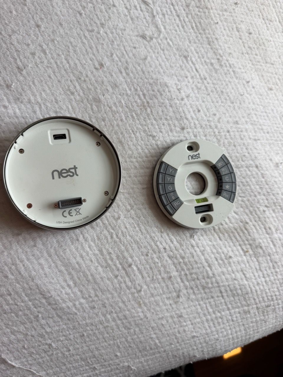 Google Nest 2nd gen smart thermostat with mounting hardware - photo 3