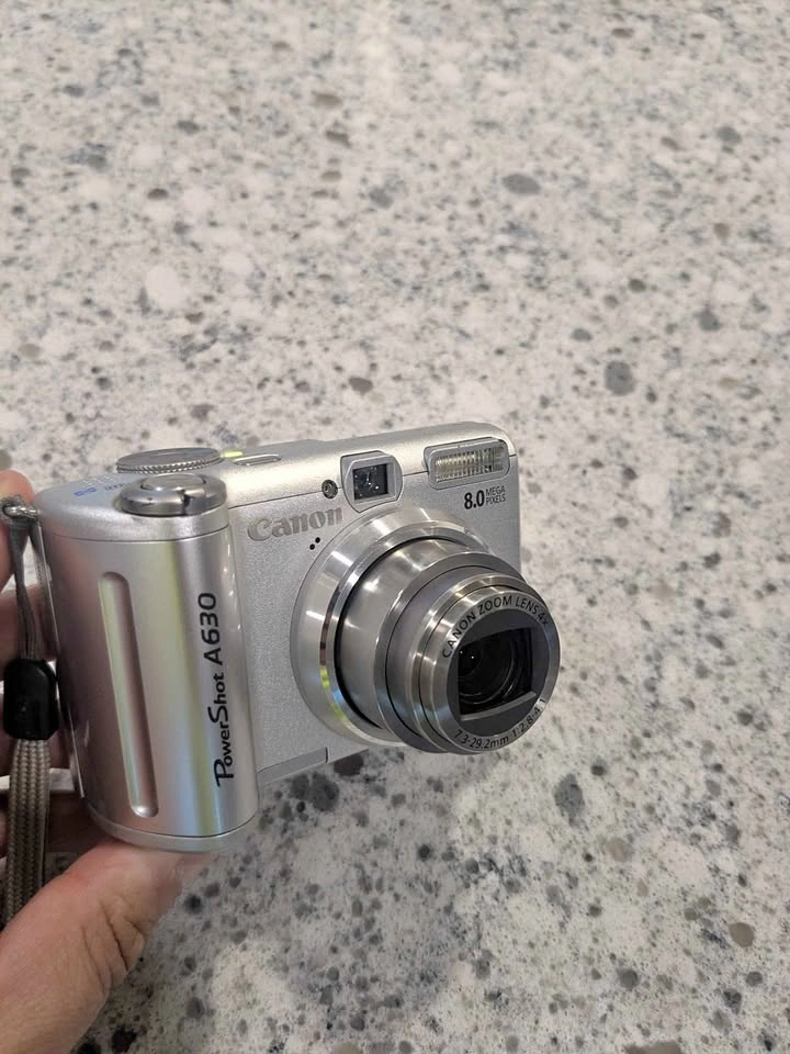 Canon PowerShot A630 Digital Camera