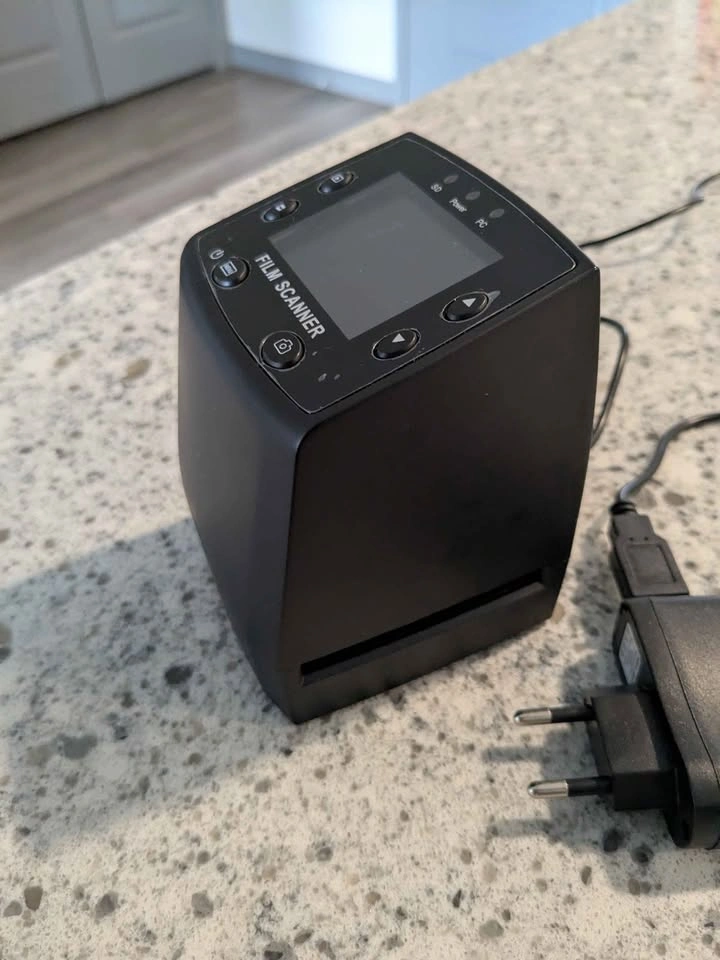 EC717 Film Scanner - photo 4