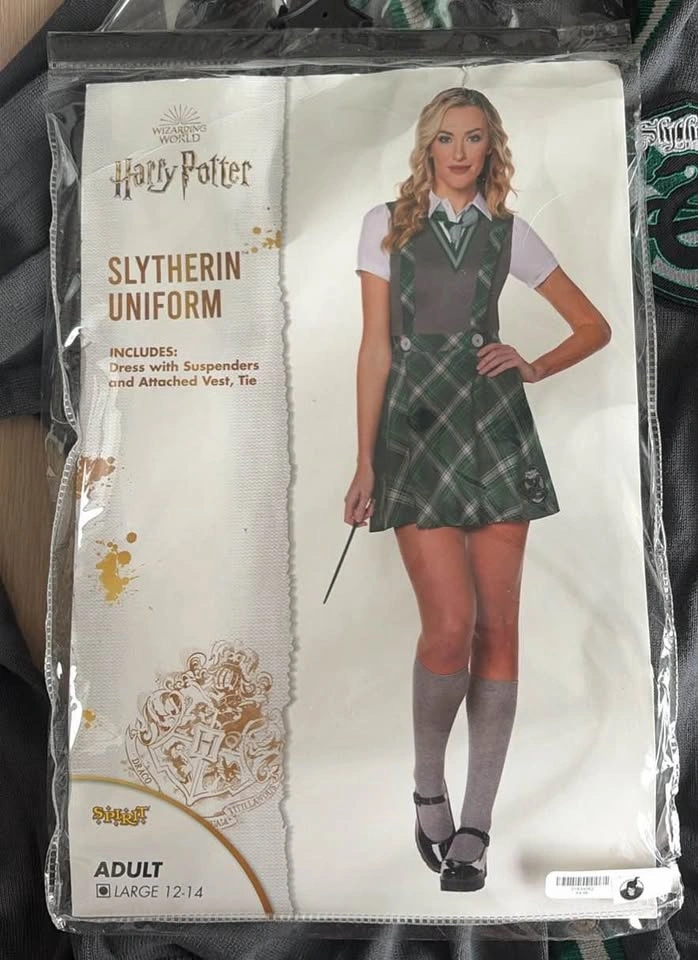 Slytherin Costume - Large 12-14 - photo 2