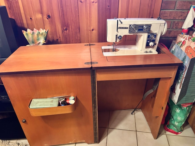 Torino Sewing Machine