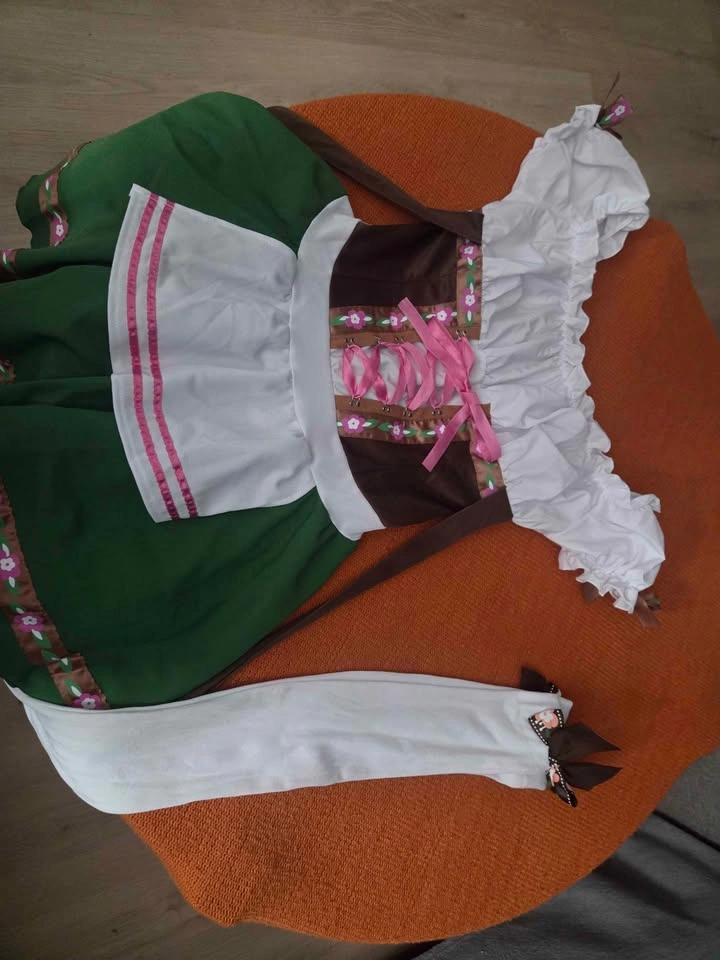 Beer Maiden costume for Oktoberfest, Halloween - photo 5