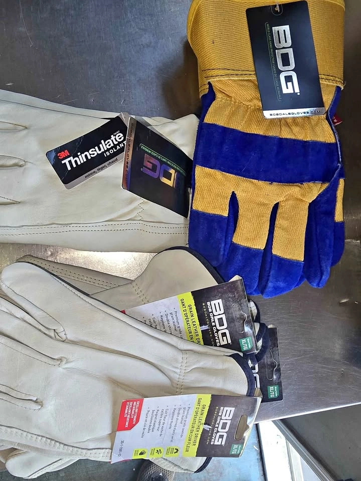 BDG Bob Dale Leather Work Gloves and Thinsulate Gloves