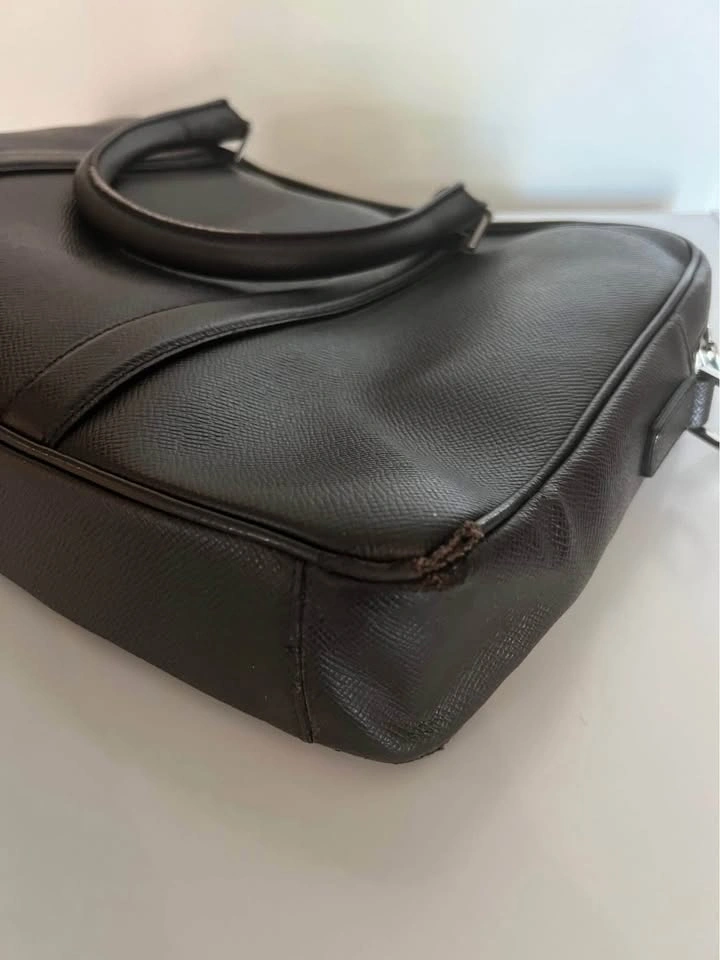 Hugo Boss Leather Bag - photo 5