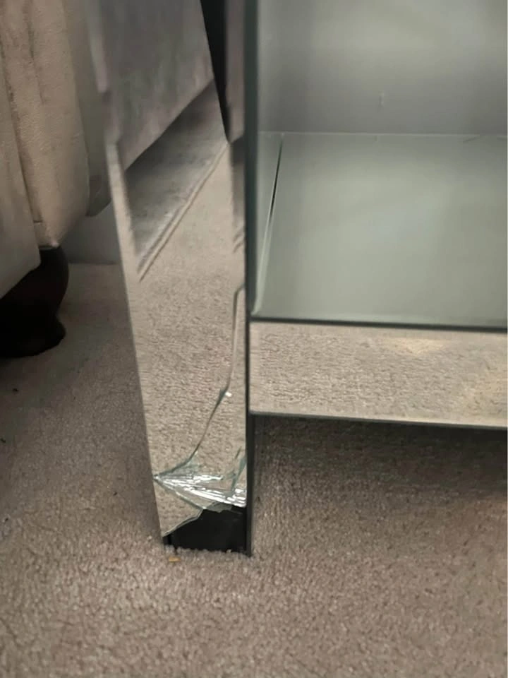 Structube Glass Nightstands - photo 3