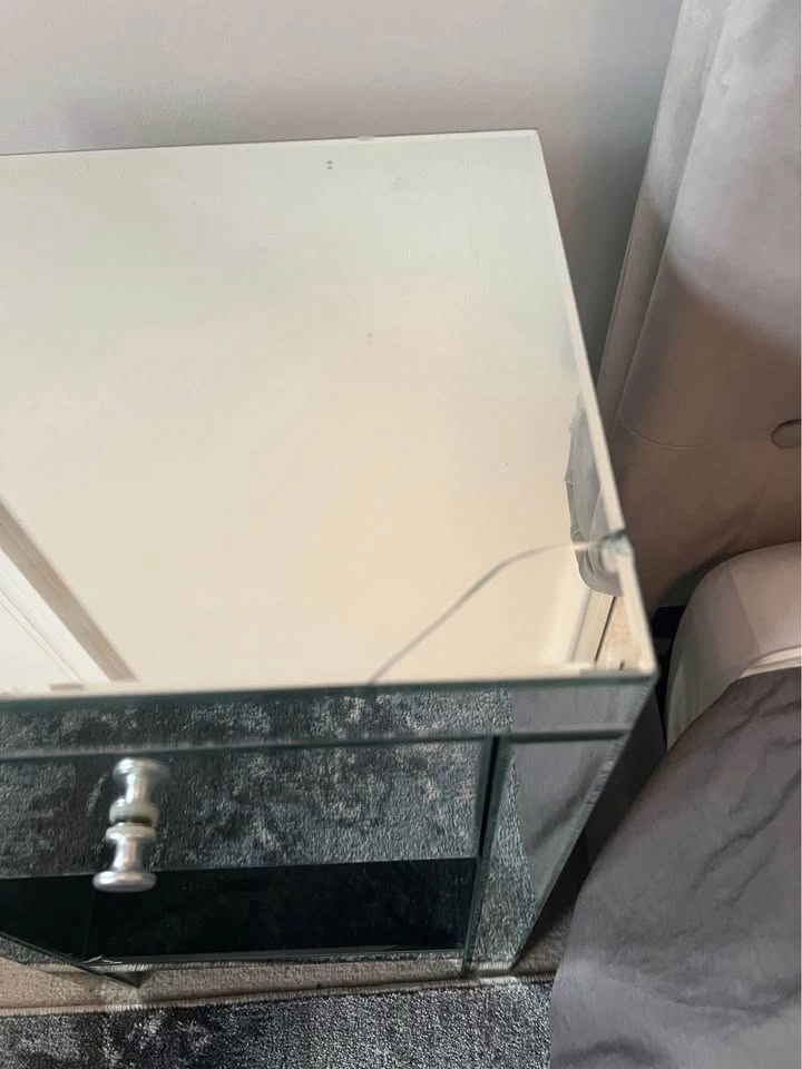 Structube Glass Nightstands - photo 4