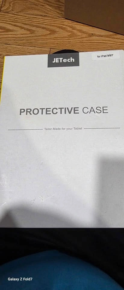 Ipad 9/8/7 brand new cover - photo 4