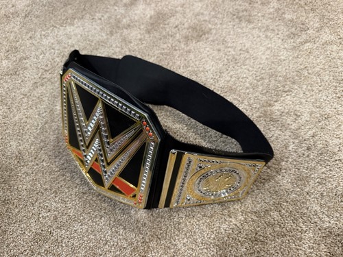 WWE World Heavyweight Championship Title Belt Kids Toy Replica - photo 4